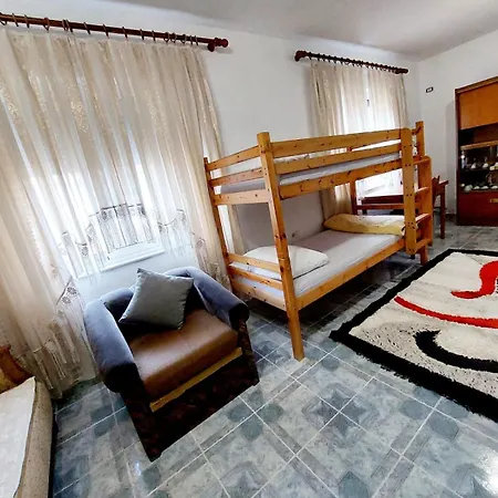 D Friendship Appartement Shkodër