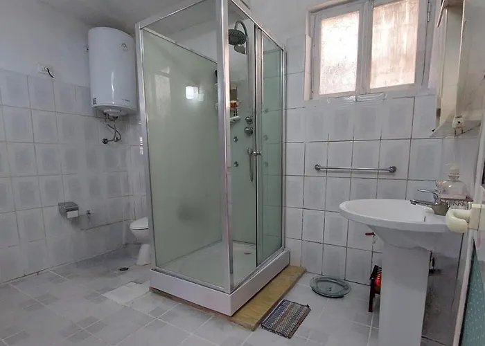 D Friendship Apartment